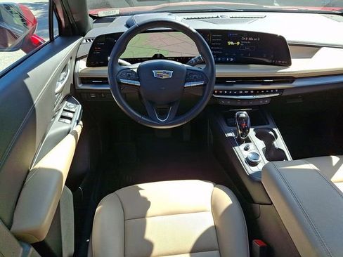 Used 2024 Cadillac XT4 Premium Luxury w/ Technology Package FWD image 14