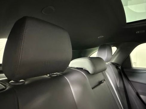 New 2026 Land Rover Range Rover Velar Dynamic SE image 30