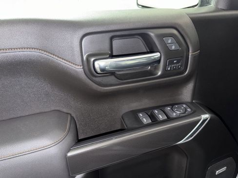 Used 2022 GMC Sierra 1500 AT4 w/ AT4 Premium Package AWD/4WD image 15