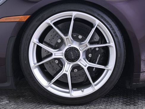 Used 2022 Porsche 911 GT3 image 11