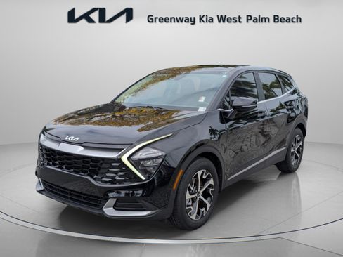 Used 2023 Kia Sportage EX image 3