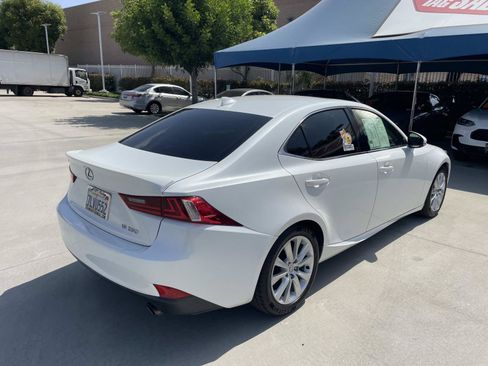 Used 2015 Lexus IS 250 RWD image 28