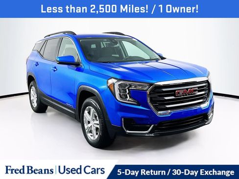 Used 2024 GMC Terrain SLE w/ Driver Convenience Package AWD/4WD image 1
