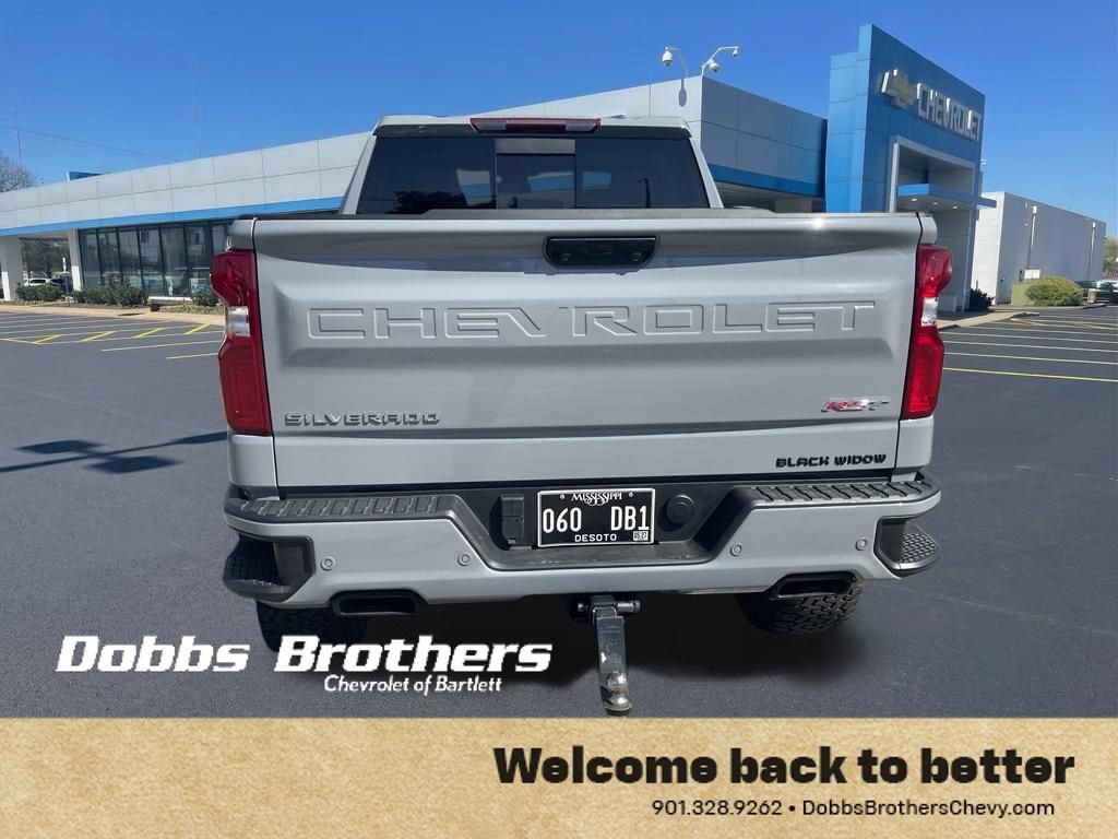 Used 2025 Chevrolet Silverado 1500 RST AWD/4WD image 12