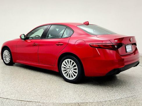 Used 2022 Alfa Romeo Giulia Sprint AWD/4WD image 7