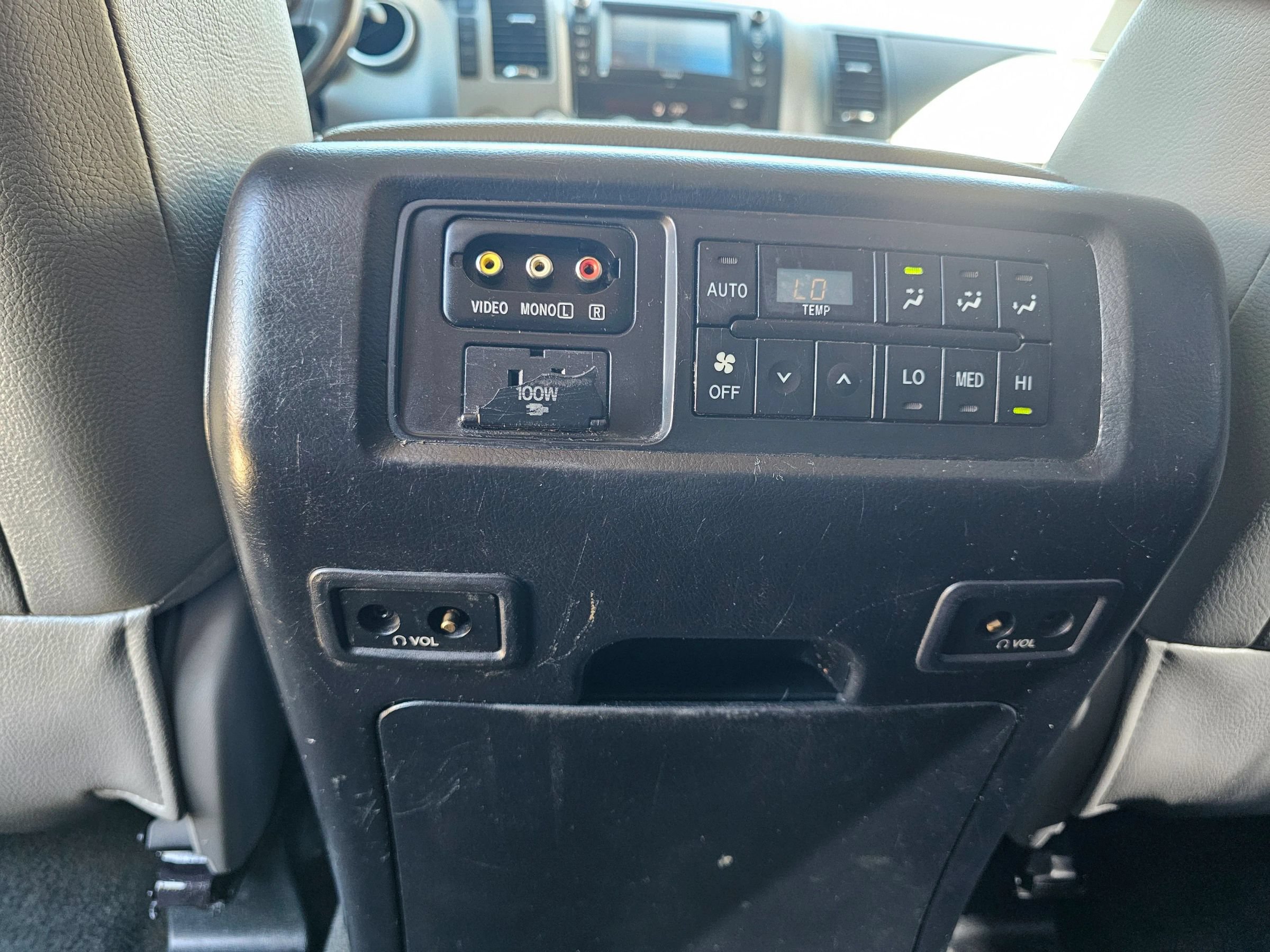 Used 2013 Toyota Sequoia Limited AWD/4WD image 21