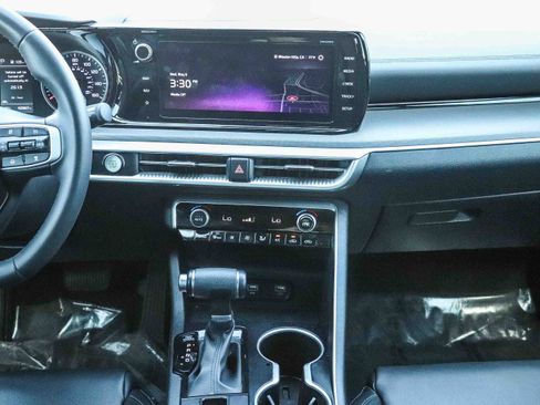 Used 2023 Kia K5 GT-Line w/ GT-Line Premium Package FWD image 14