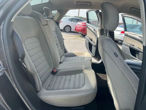 Used 2019 Ford Fusion S image 17