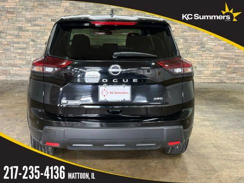 Certified 2025 Nissan Rogue SV AWD/4WD image 6