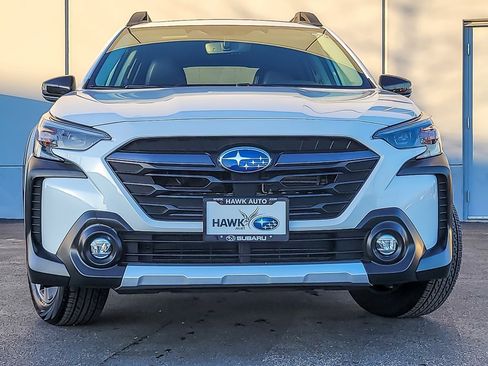 Certified 2025 Subaru Outback Limited image 4