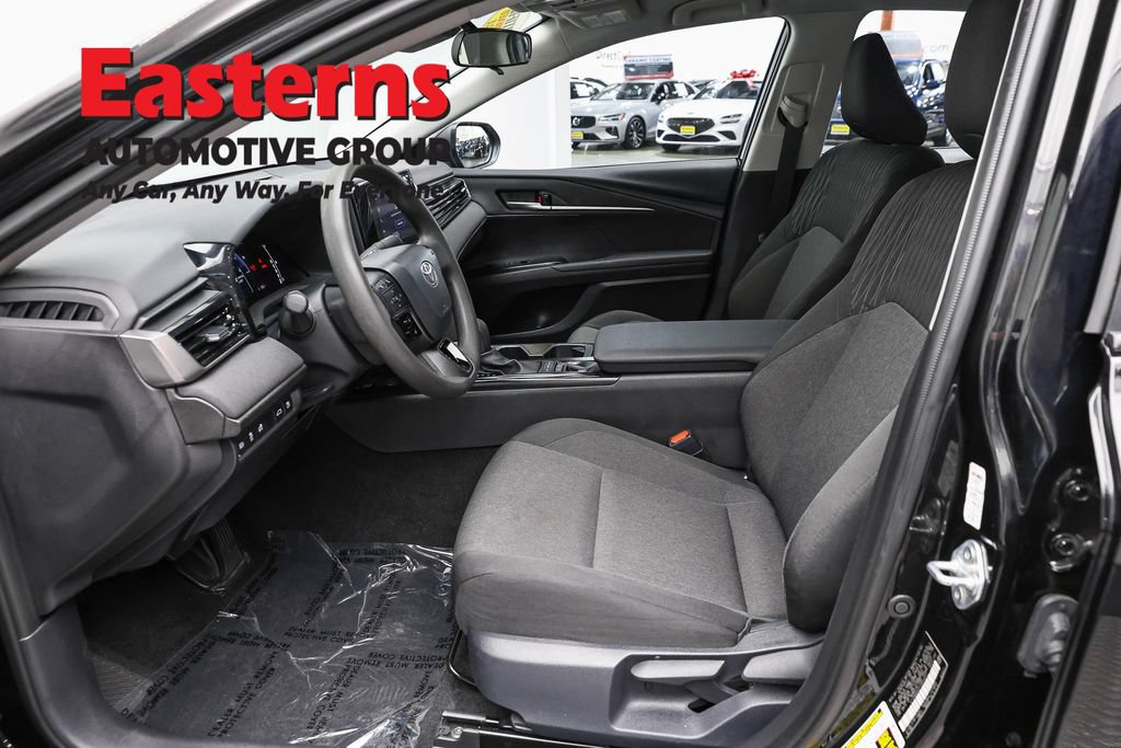 Used 2026 Toyota Camry LE FWD image 15
