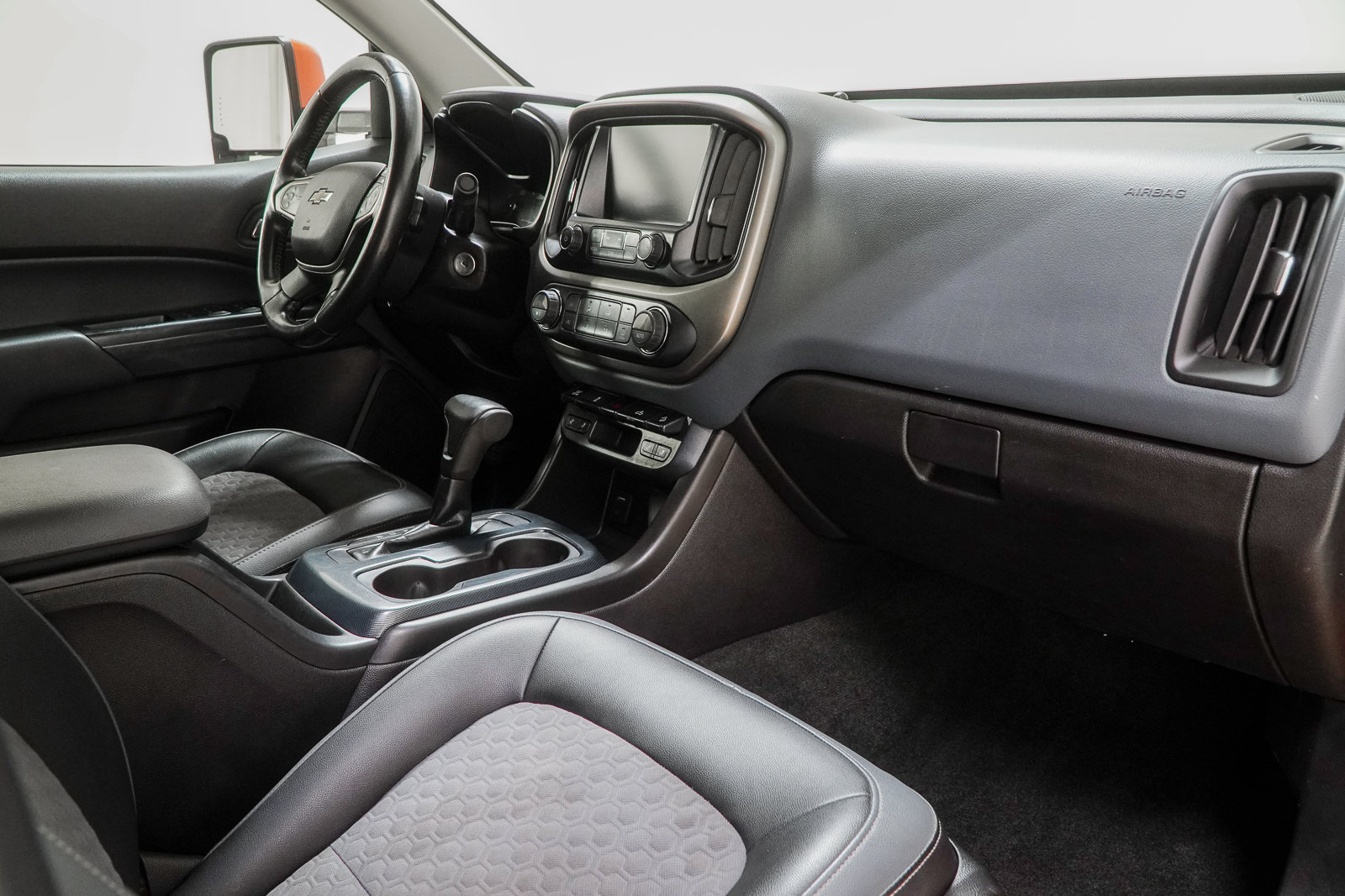 Used 2016 Chevrolet Colorado Z71 AWD/4WD image 35