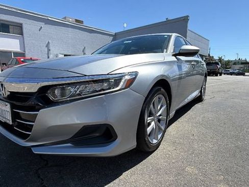 Used 2021 Honda Accord LX image 9