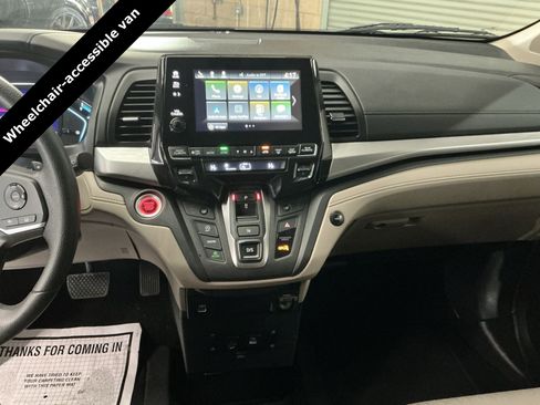 Used 2021 Honda Odyssey EX image 26