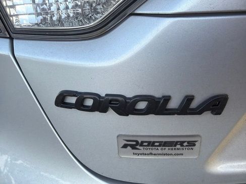 Used 2022 Toyota Corolla SE FWD image 5