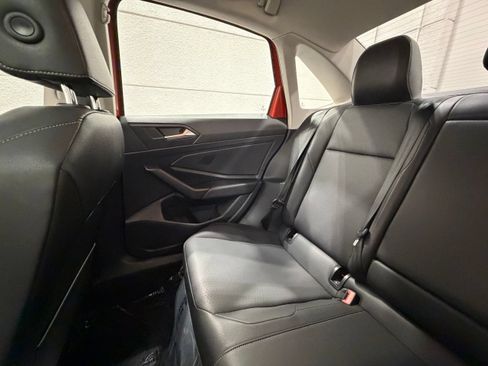 Used 2019 Volkswagen Jetta SE FWD image 33