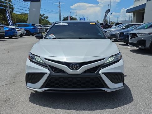 Used 2023 Toyota Camry XSE FWD image 9