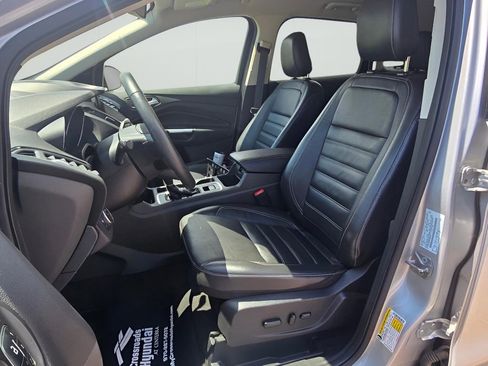 Used 2019 Ford Escape Titanium AWD/4WD image 13