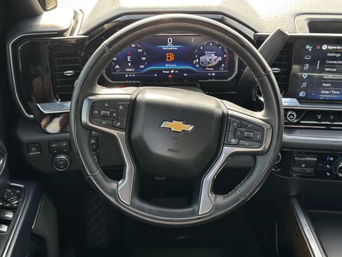Used 2024 Chevrolet Silverado 2500 High Country AWD/4WD image 15