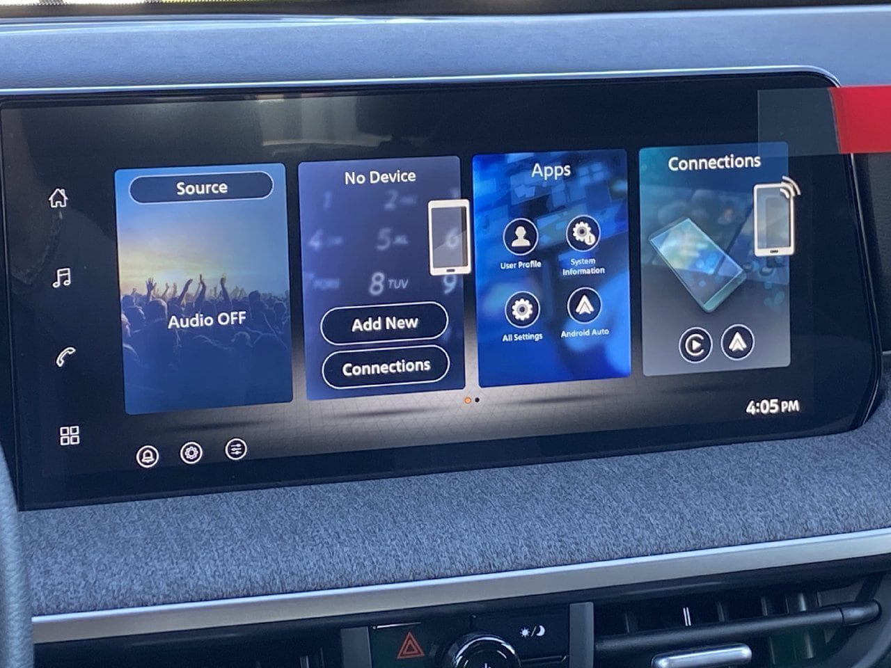 New 2027 Nissan Kicks SV FWD image 19