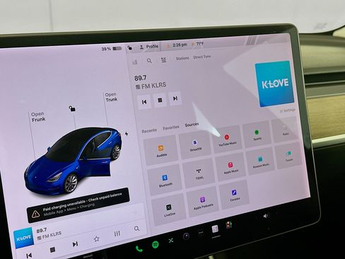 Used 2018 Tesla Model 3 Mid Range image 19