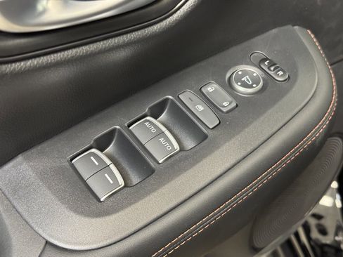 New 2026 Honda HR-V Sport image 9