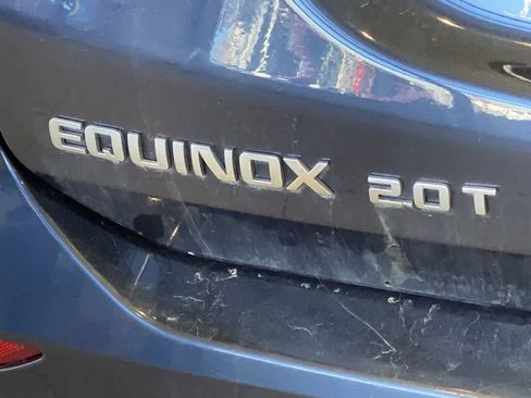 Used 2018 Chevrolet Equinox Premier image 11