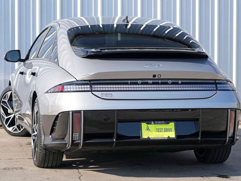 Used 2023 Hyundai Ioniq 6 SEL image 5