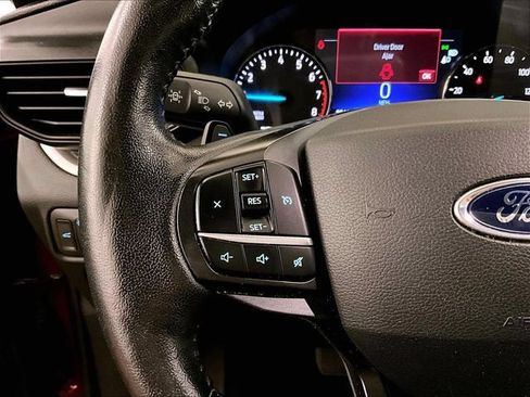 Used 2020 Ford Explorer XLT w/ Comfort Package AWD/4WD image 17