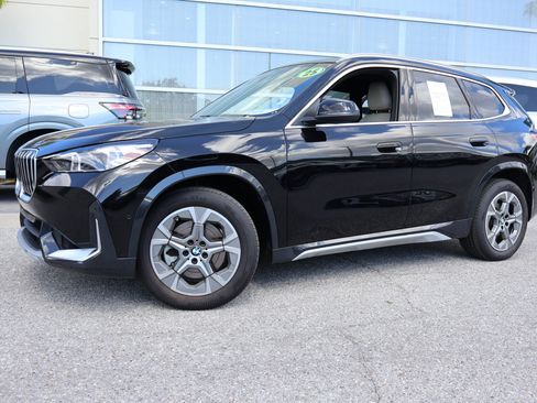 Used 2025 BMW X1 xDrive28i w/ Convenience Package AWD/4WD image 1