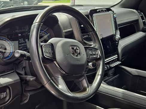 Used 2022 RAM 1500 Limited RWD image 9