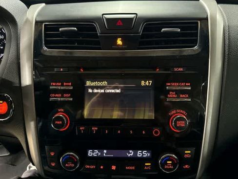 Used 2013 Nissan Altima 2.5 SV w/ 2.5SV Convenience Pkg FWD image 19