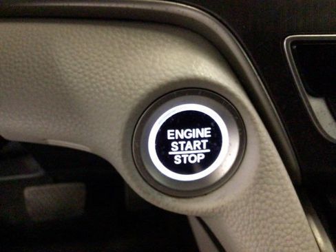 Used 2018 Honda Accord LX image 22