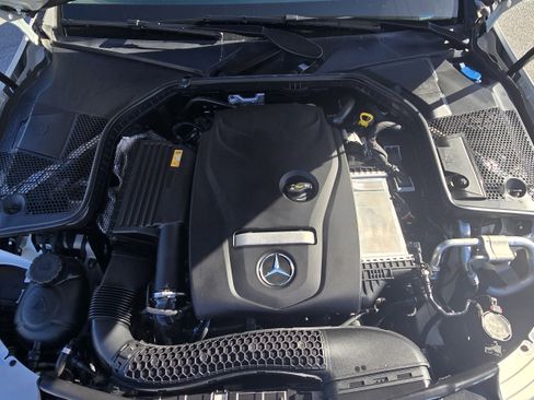 Used 2017 Mercedes-Benz C 300 Sedan image 10