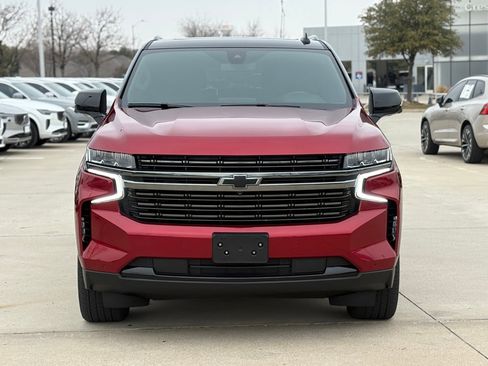 Used 2022 Chevrolet Suburban RST w/ Luxury Package image 4