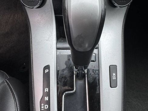 Used 2014 Chevrolet Cruze LT w/ RS Package image 19