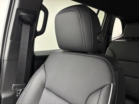 New 2026 Buick Enclave Preferred w/ Power Package FWD image 45