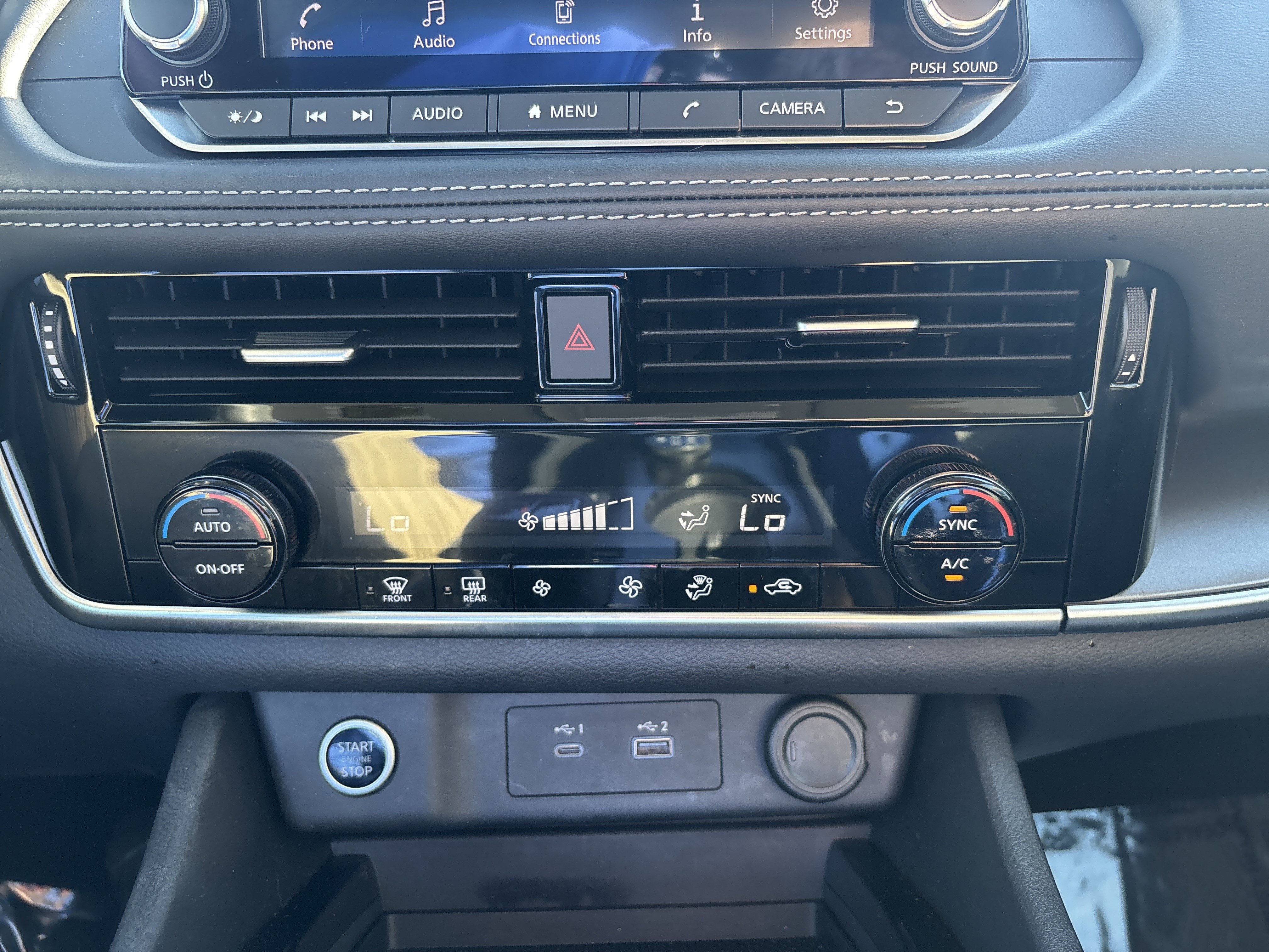 Used 2022 Nissan Rogue SV AWD/4WD image 14