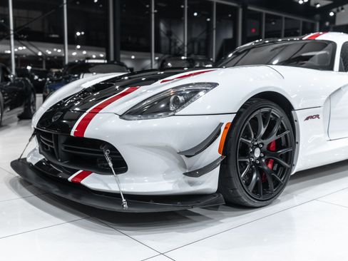 Used 2016 Dodge Viper ACR w/ Extreme Aero Package RWD image 33
