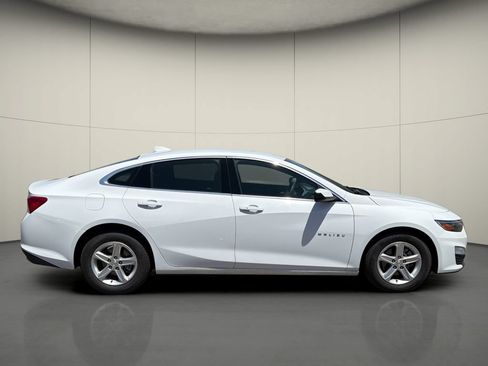 Used 2024 Chevrolet Malibu LT FWD image 10