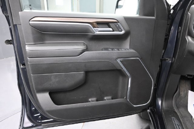 Used 2024 Chevrolet Silverado 1500 RST w/ Max Trailering Package AWD/4WD image 12