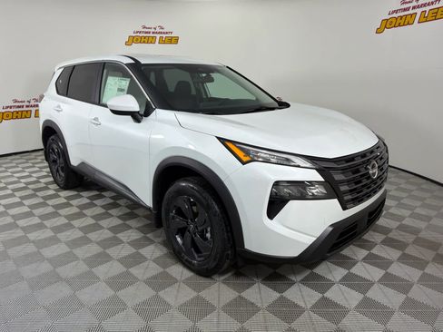 New 2026 Nissan Rogue SV AWD/4WD image 8