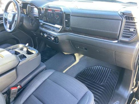 Certified 2024 GMC Sierra 1500 SLE image 23