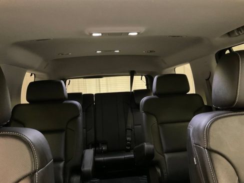 Used 2019 GMC Yukon SLT AWD/4WD image 32
