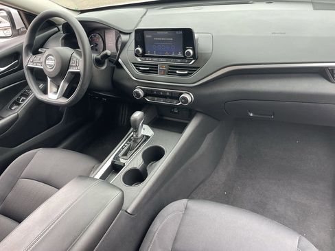 Used 2022 Nissan Altima 2.5 S FWD image 12