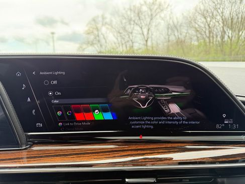 Used 2021 Cadillac Escalade ESV Premium Luxury w/ Driver Assist Tech Package image 38