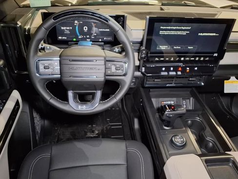 New 2026 GMC Hummer EV 4x4 Crew Cab image 11