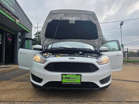 Used 2018 Ford Focus SE image 58