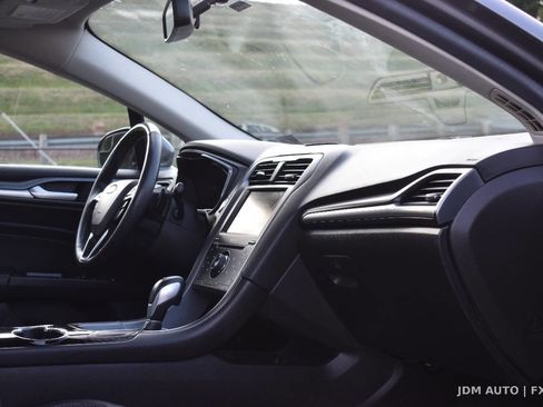 Used 2014 Ford Fusion Titanium FWD image 16