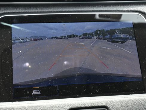 Used 2021 Cadillac XT4 Luxury FWD image 13